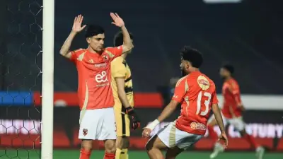 أرقام جديدة لأشرف بن شرقي مع الأهلي تثير جدلاً حول سياسة التعاقدات