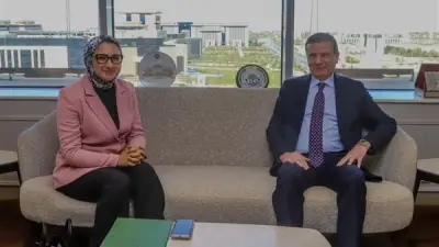 محافظ الوادي الجديد تبحث مع وزير الزراعة سبل التوسع في المحاصيل الاستراتيجية