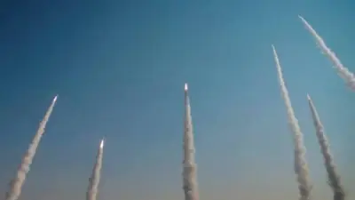 جزيرة خارك الإيرانية: ورقة ترامب الاستراتيجية لقلب موازين الحرب مع طهران