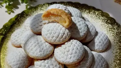 وصفة اقتصادية لتحضير كحك العيد في المنزل: خطوات سهلة ومقادير بسيطة