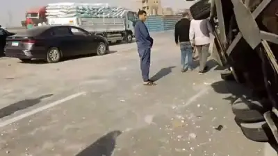 حادث تصادم مروع على الطريق الأوسطي يتسبب في إصابات عديدة ونقل المصابين للمستشفيات