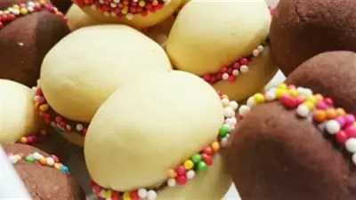 طريقة تحضير بسكويت اللانكشير الهش في المنزل للاحتفال بعيد الفطر