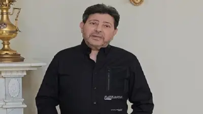 طارق الشناوي ينفي شائعة وفاة هاني شاكر ويدعو له بالشفاء العاجل