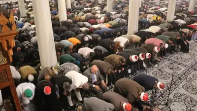 كبار القراء ونجوم دولة التلاوة يواصلون إحياء الليلة الرابعة والعشرين من رمضان في مساجد كبرى