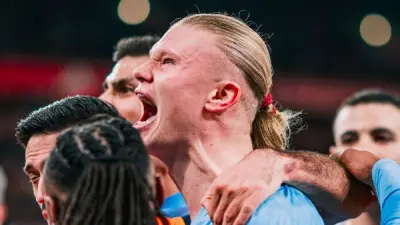 مانشستر سيتي يواجه وست هام لاستعادة التوازن بعد الصدمة الأوروبية