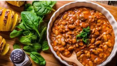 طبيب القلب يحذر: تناول الفول بهذه الطريقة يهدد صحة القلب ويؤثر سلبًا