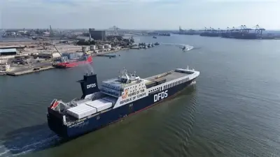 ميناء دمياط يسجل نشاطاً لافتاً في حركة البضائع والحاويات مع تصدير آلاف الأطنان