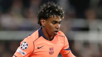 يامال يعلن دعمه للابورتا في انتخابات برشلونة رغم خلافه مع زملائه