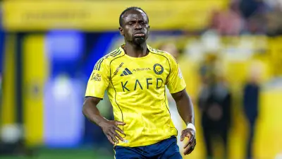 إصابة ساديو ماني تهدد خطط النصر.. تمزق عضلي يبعده عن الملاعب