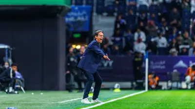 إنزاجي ينتقد التحكيم ويوضح طبيعة إصابة تمبكتي بعد فوز الهلال الصعب على الفتح