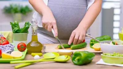 نصائح طبية للحوامل لتجنب حرقة المعدة خلال شهر رمضان