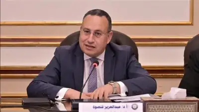 وزير التعليم العالي يؤكد على ربط البرامج الدراسية بمتطلبات سوق العمل العالمي