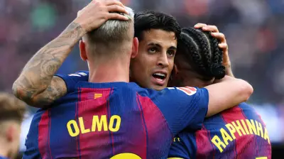 برشلونة يهزم إشبيلية بخماسية مدوية ويصوت لاعبوه في انتخابات الرئاسة