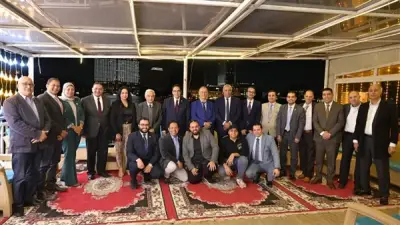 رئيس جامعة القاهرة يؤكد تعزيز الرعاية الصحية والاجتماعية لأعضاء هيئة التدريس