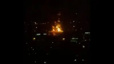 الإمارات تعلن السيطرة على حريق في محيط مطار دبي الدولي بعد استهداف إيراني