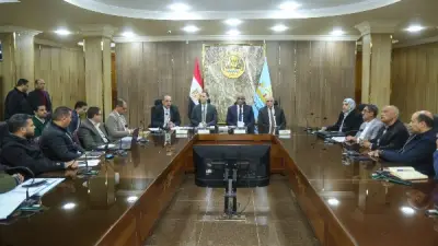 محافظ كفر الشيخ يوجه بتشغيل طريق بديل مؤقت لحين اكتمال كوبري مصرف سالم