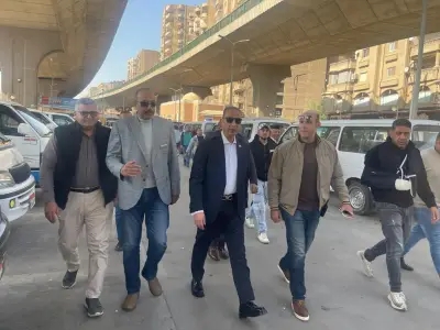 محافظ الجيزة يؤكد: لا تسامح مع السائقين غير الملتزمين بالتعريفة المحددة