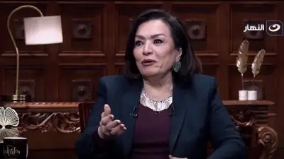 منى ذو الفقار تكشف عن أول صفقة مليارية في مسيرتها القانونية وتفاصيل رحلتها التعليمية