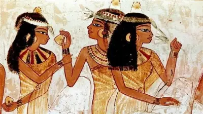 ثياب العيد: رحلة عبر الزمن من مصر القديمة إلى المتحف المصري بالتحرير