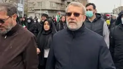 وكالة تسنيم تنشر رسالة غامضة بخط يد لاريجاني دون تأكيد نجاته بعد اغتياله