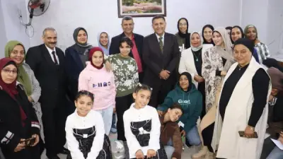 محافظ القليوبية يشارك فتيات مؤسسة البنات فرحة الإفطار بمناسبة قرب عيد الفطر