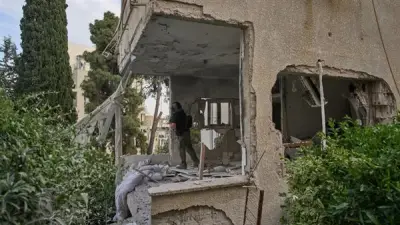 صفارات الإنذار تدوي في تل أبيب بعد هجوم صاروخي إيراني جديد يحمل رؤوساً عنقودية