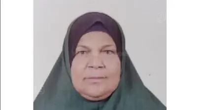 أم بني سويف المثالية: كفاح مرير يتوج بتحقيق حلم طبيبين من أبنائها