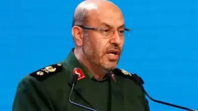 تعيين حسين دهقان خلفًا لعلي لاريجاني في مجلس الأمن القومي الإيراني