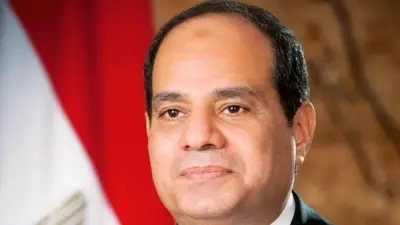 الرئيس السيسي يهنئ المصريين والعرب والمسلمين بعيد الفطر المبارك