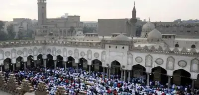 حكم صلاة الجمعة إذا وافقت يوم العيد: الإفتاء ترد على سؤال هام