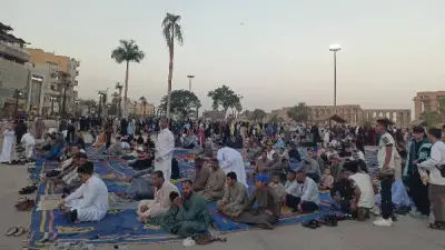 مئات المواطنين يتوافدون على ساحة أبو الحجاج بالأقصر لأداء صلاة عيد الفطر المبارك