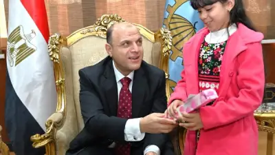 محافظ الغربية يوزع هدايا الرئيس السيسي للأطفال في عيد الفطر المبارك