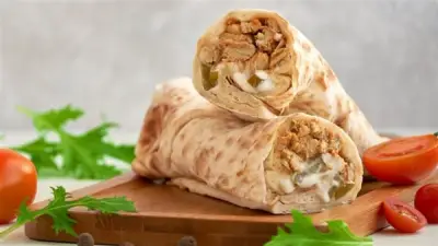 طريقة عمل شاورما الدجاج: وصفة سهلة ولذيذة لإسعاد الأطفال في أيام العيد