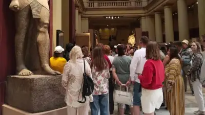 إقبال جماهيري كبير على المتحف المصري بالتحرير في أول أيام عيد الفطر
