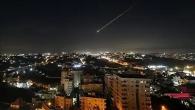 إيران تقصف خزانات وقود في مطار بن جوريون الإسرائيلي وتؤكد استمرار العمليات