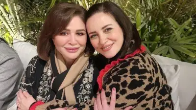 إلهام شاهين تثني على أداء نجوم مسلسل 'حكاية نرجس' وتشيد بفريق العمل