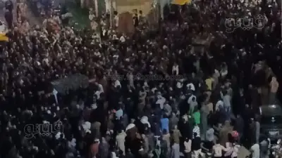 مأساة سرسنا: جنازة مهيبة للأب وطفليه بعد حادث اختناق مروع في المنوفية