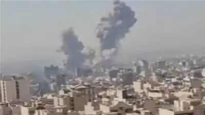 وسائل إعلام إيرانية: دوي انفجارات يتردد في بوشهر وأصفهان وسط تقارير عن قصف إسرائيلي