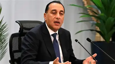 هل يتم تعديل جدول الدوري المصري بعد قرار الحكومة بخروج الأندية من أفريقيا؟