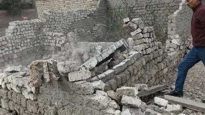 محافظ القليوبية يتفقد حملات إزالة التعديات على الأراضي الزراعية وأملاك الدولة