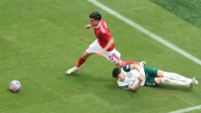 بن شرقي يثير عاصفة من التكهنات حول مستقبله بعد خروج الأهلي من دوري الأبطال