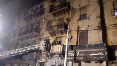 انهيار سقف عقار في الإسكندرية بسبب نوة عوة وإنقاذ سيدة من تحت الأنقاض