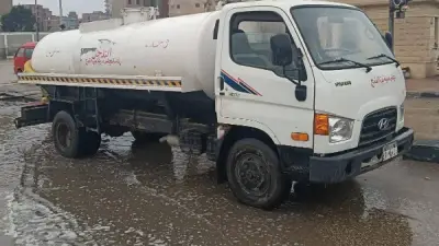 محافظ الشرقية يوجه بمواجهة الأمطار في منيا القمح عبر شفط المياه من الشوارع