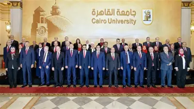 اجتماع مجلس جامعة القاهرة يناقش استعدادات الامتحانات وإطلاق برامج تطويرية