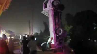 انقلاب سيارة نقل محملة بالدقيق داخل ترعة بأرمنت جنوب الأقصر دون إصابات