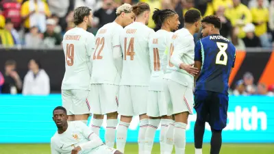 إصابة ديمبيلي تهدد خطط فرنسا وباريس سان جيرمان قبل مواجهات حاسمة