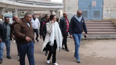 نائبا محافظ الجيزة يتفقدان عمليات رفع مياه الأمطار في الهرم ومراكز الجنوب لضمان السيولة المرورية