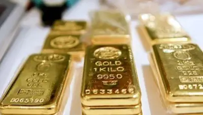 أسعار الذهب العالمية تقترب من رقم قياسي وسط مخاوف اقتصادية متزايدة