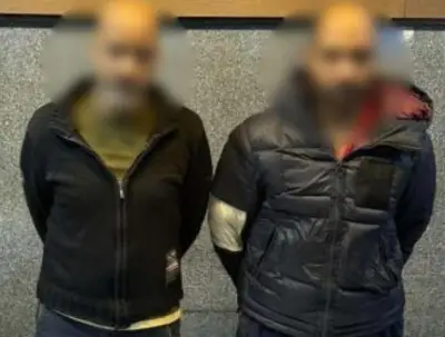 ضبط شخصين بتهمة ضرب آخر وسكب مادة التنر عليه وإضرام النيران به