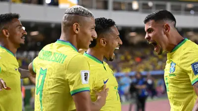 اتحاد البرازيل يستبعد رافينيا رسميًا بسبب الإصابة العضلية في الفخذ